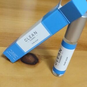 Clean Classic Pure Soap Roller Ball